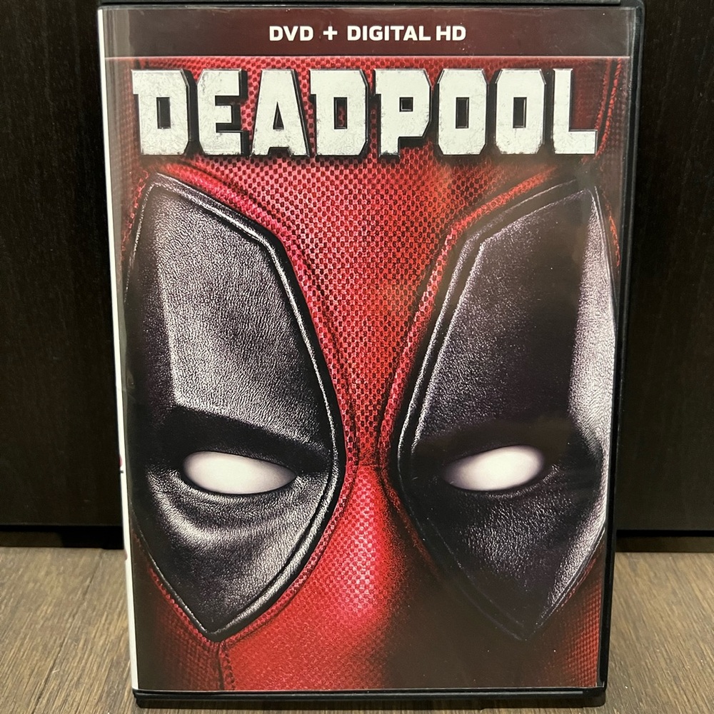 Deadpool DVD 2016 Ryan Reynolds Marvel X-Men Fox CIB w/ Insert
